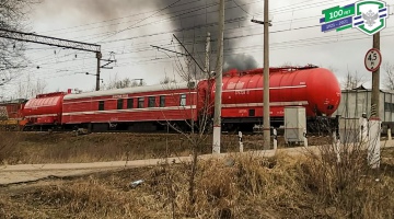 В тушении крупного пожара на складе Подмосковья задействованы пожарные поезда ФГП ВО ЖДТ России