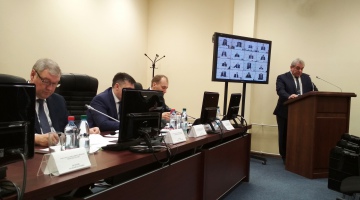 Заместитель генерального директора ФГП ВО ЖДТ России В.П.Аксютин выступил с докладом на заседании ЦПТК ОАО «РЖД»