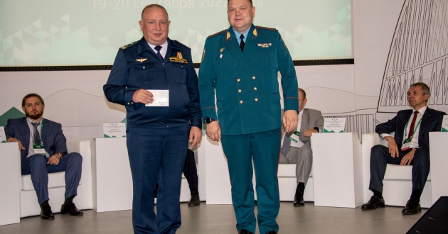 Пожарные ведомственной охраны железнодорожного транспорта Российской Федерации награждены медалями МЧС России