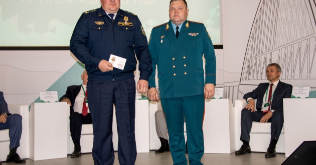 Пожарные ведомственной охраны железнодорожного транспорта Российской Федерации награждены медалями МЧС России